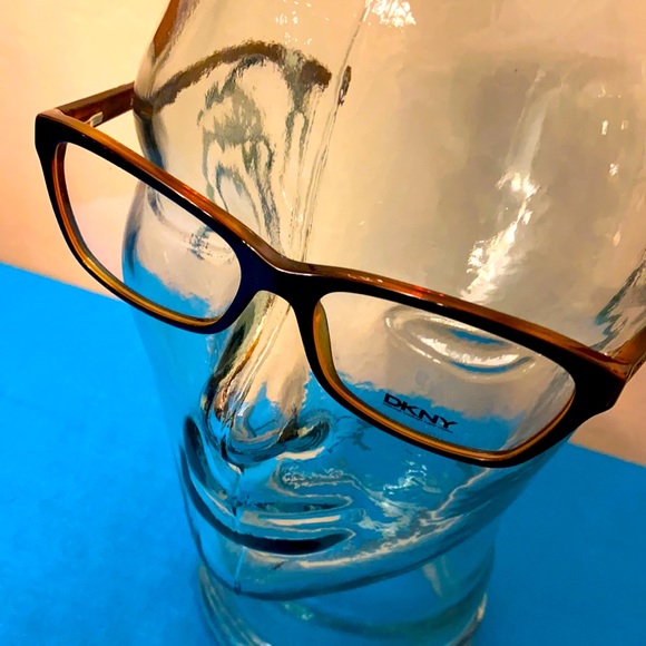 🆕 ONLY ONE PAIR! DKNY Designer Eyeglass Frames - Picture 3 of 16